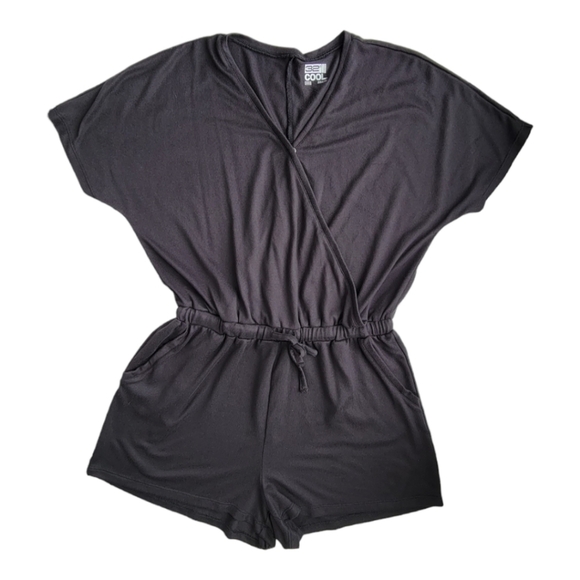 32 DEGREES Jersey Knit Black V Neck Shorts Romper Sz XS - Picture 6 of 11